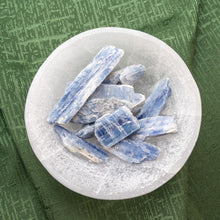 Load image into Gallery viewer, Blue Kyanite Blades in Selenite Bowl - Down To Earth