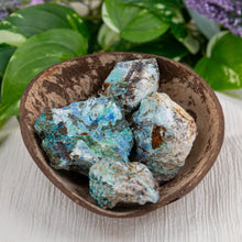 Load image into Gallery viewer, Azurite Raw in a coconut bowl - Down To Earth
