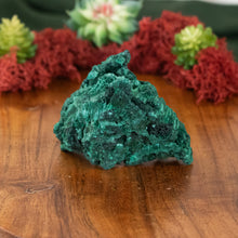 Load image into Gallery viewer, Malachite Cluster Styled Background
