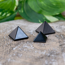 Load image into Gallery viewer, Mini pyramid Black Obsidian - Down to Earth 
