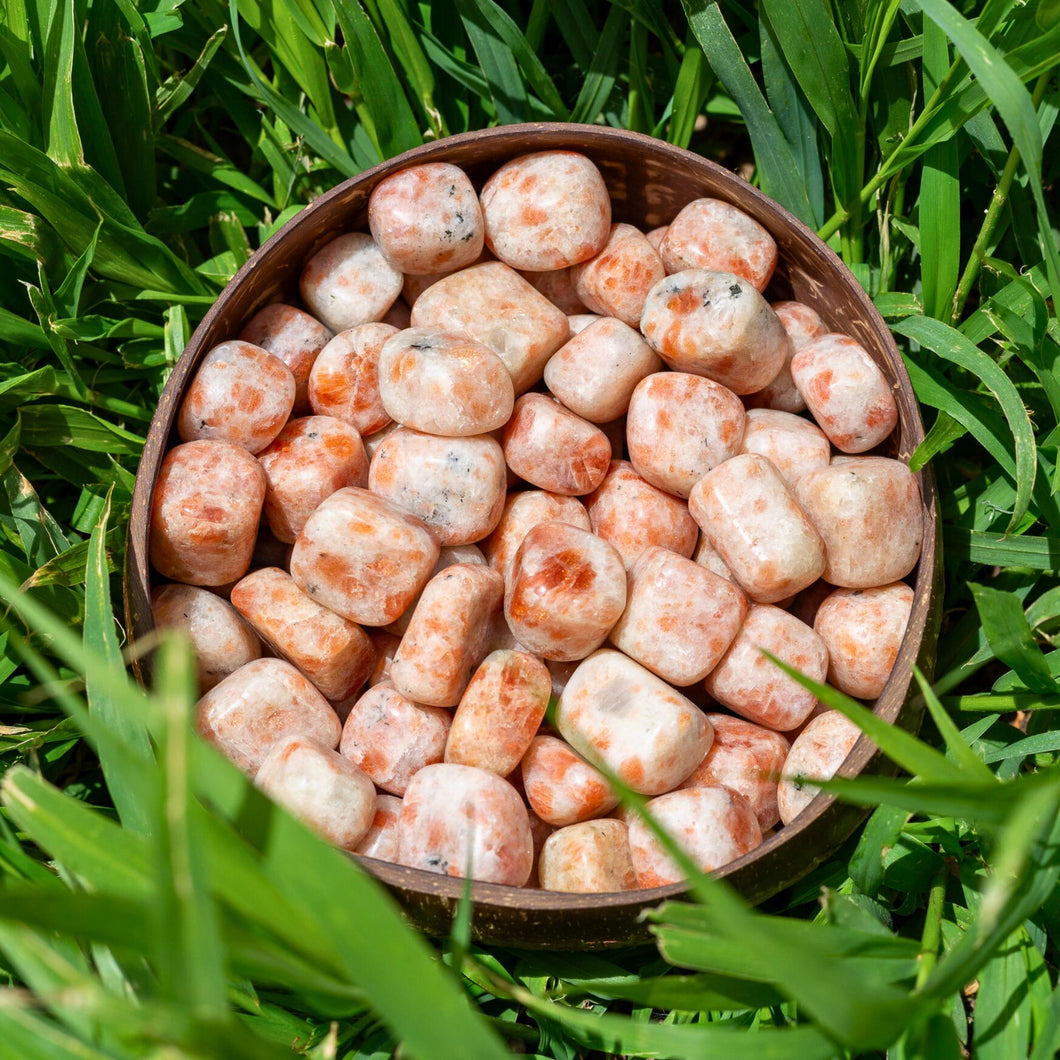 Tumbled Sunstone in a Coconut Bowl - Down To Earth