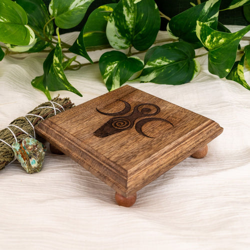 Wood Goddess Altar Table 4